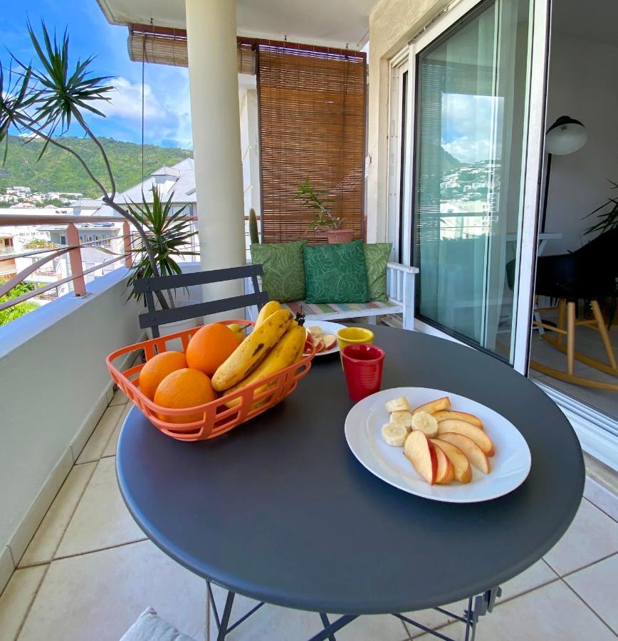 Appartement Lumineux Et Calme Saint-Denis Centre Екстериор снимка