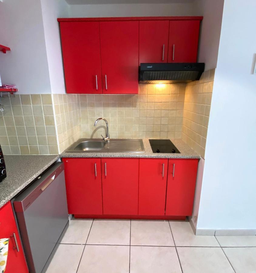 Appartement Lumineux Et Calme Saint-Denis Centre Екстериор снимка